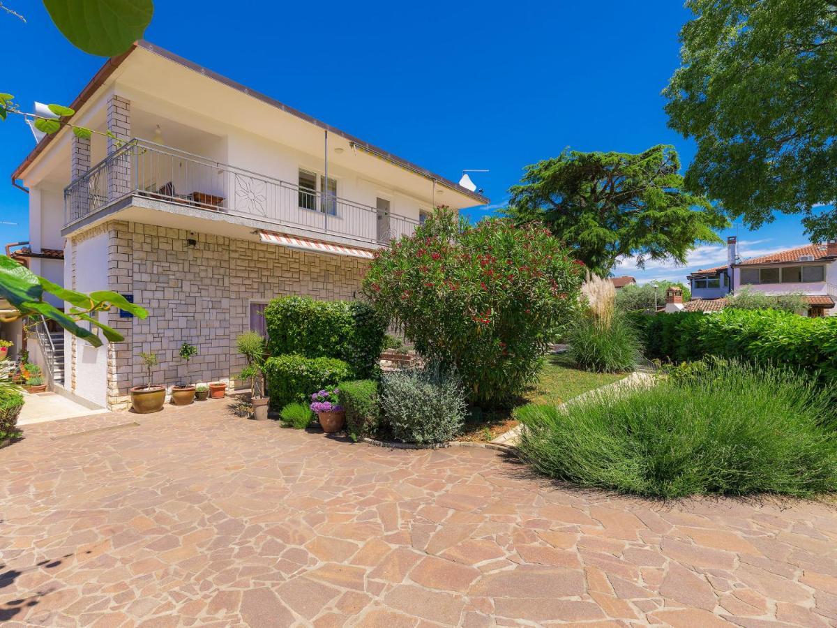 Apartment Nika-5 Umag Bagian luar foto
