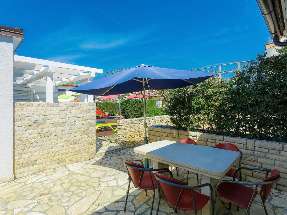 Apartment Nika-5 Umag Bagian luar foto
